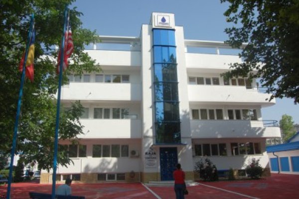 Festivitate de premiere la Palatul Copiilor: 
